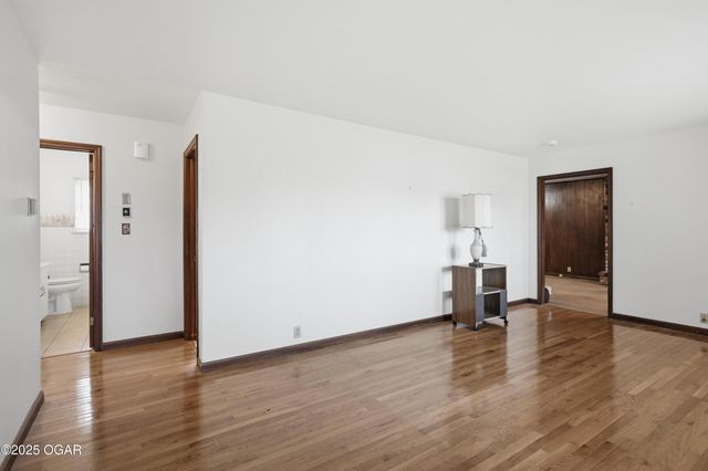 2631 S Minnesota Avenue, Joplin, MO 64804