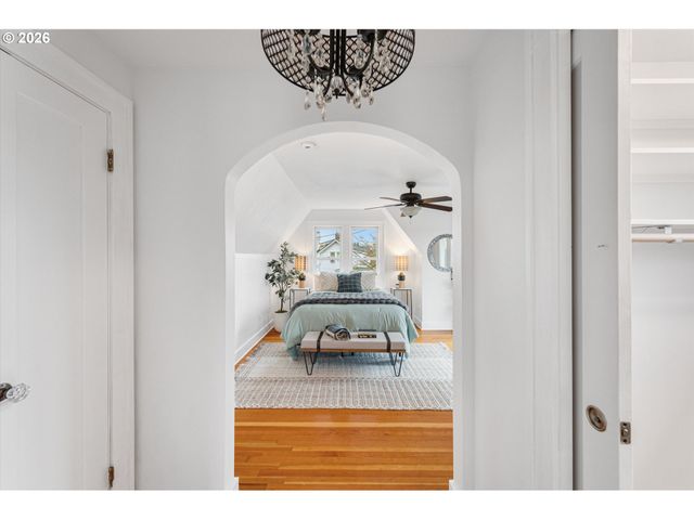 1706 Se Knapp St, Portland, OR 97202