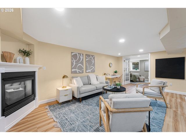 1706 Se Knapp St, Portland, OR 97202