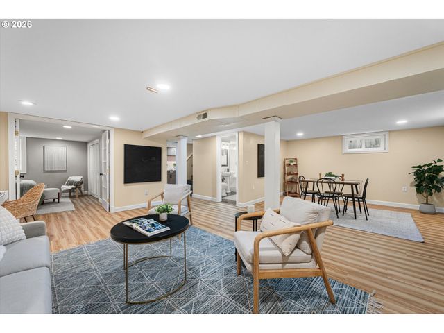 1706 Se Knapp St, Portland, OR 97202