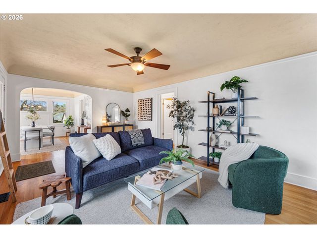 1706 Se Knapp St, Portland, OR 97202