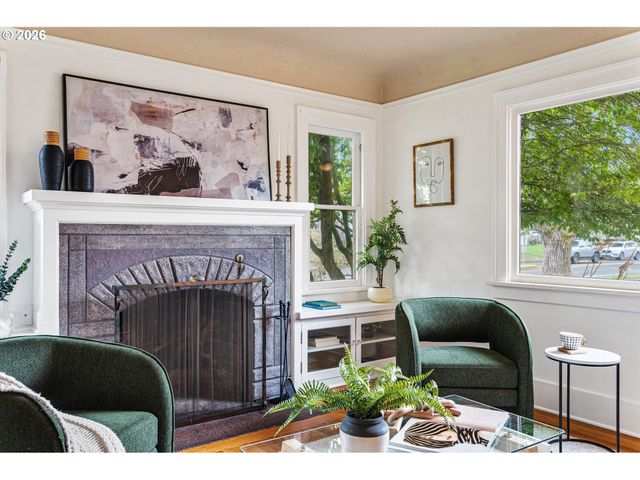 1706 Se Knapp St, Portland, OR 97202