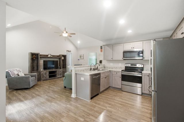 312 Spring Creek St, Chapel Hill, TN 37034