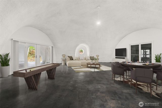 15115 Labrador Lane SW, Rochester, WA 98579