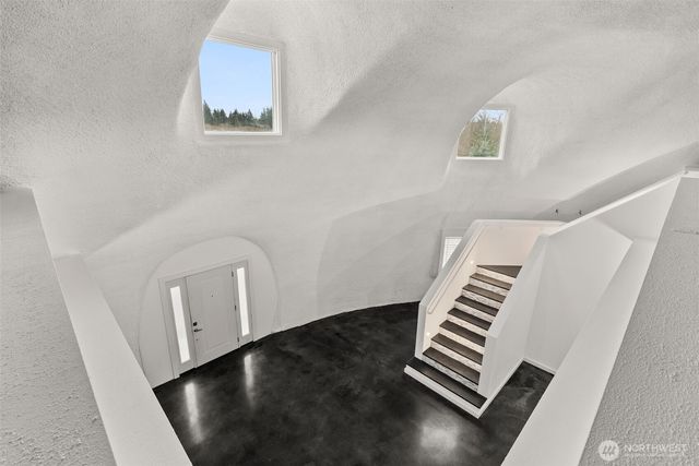 15115 Labrador Lane SW, Rochester, WA 98579