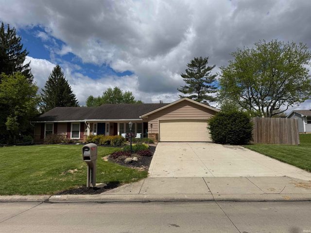 4820 Oak Mast Trail, Fort Wayne, IN 46804