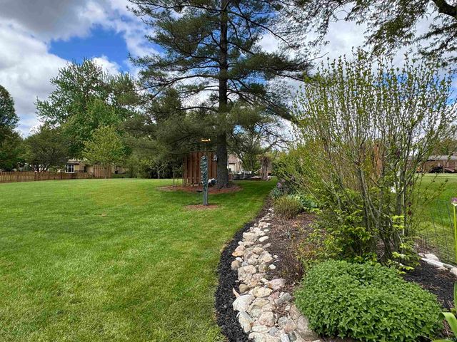 4820 Oak Mast Trail, Fort Wayne, IN 46804