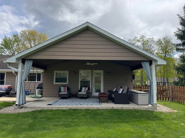 4820 Oak Mast Trail, Fort Wayne, IN 46804