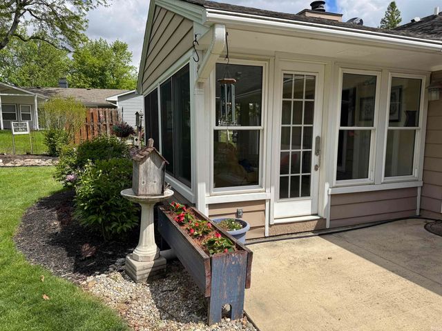 4820 Oak Mast Trail, Fort Wayne, IN 46804