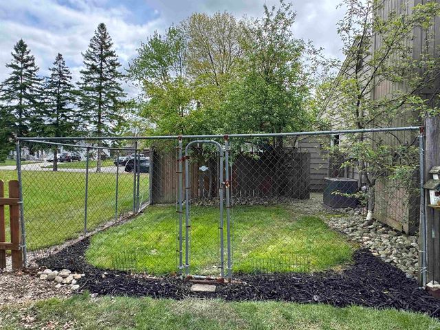 4820 Oak Mast Trail, Fort Wayne, IN 46804