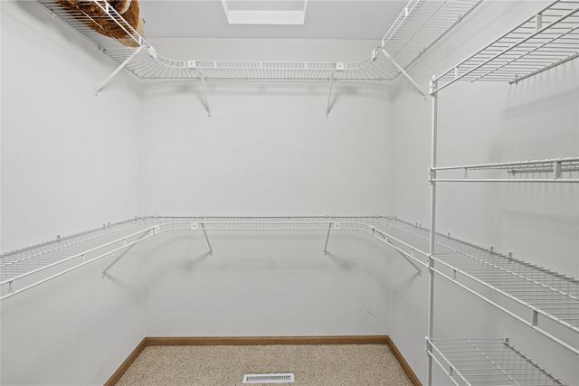 664 J Ave NE A, Cedar Rapids, IA 52402