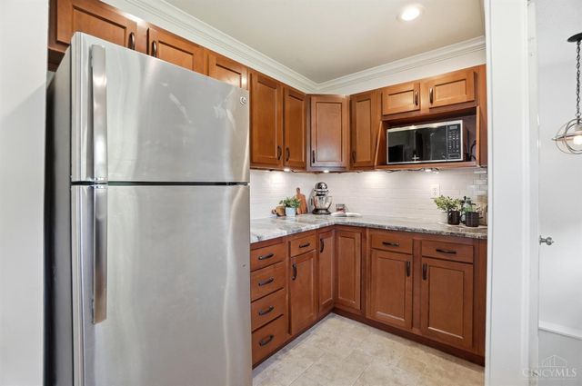 5319 Stewart Avenue, Cincinnati, OH 45227