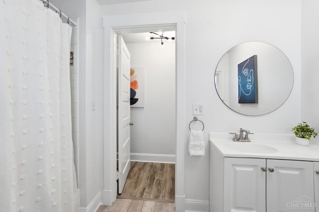 5319 Stewart Avenue, Cincinnati, OH 45227