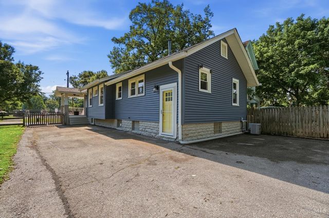 5319 Stewart Avenue, Cincinnati, OH 45227