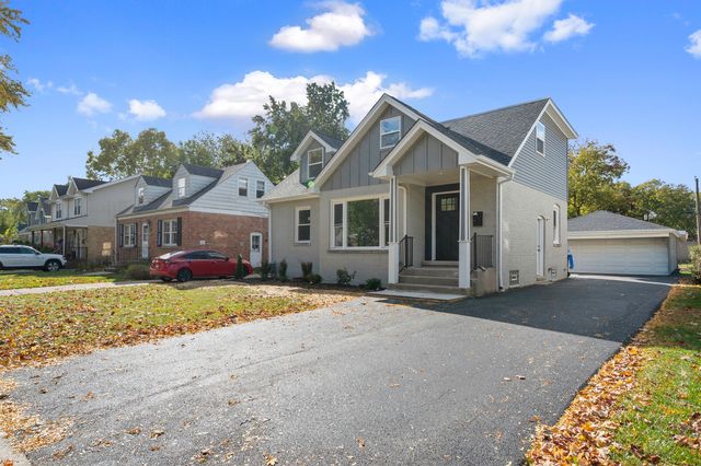 406 N Elm Street, Mount Prospect, IL 60056