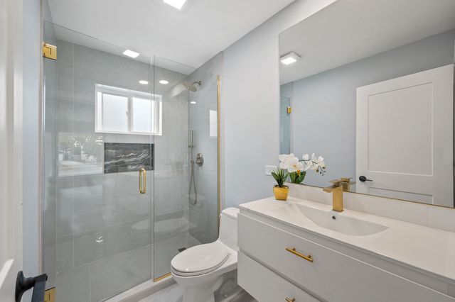 406 N Elm Street, Mount Prospect, IL 60056