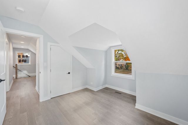 406 N Elm Street, Mount Prospect, IL 60056