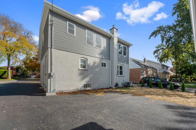 406 N Elm Street, Mount Prospect, IL 60056