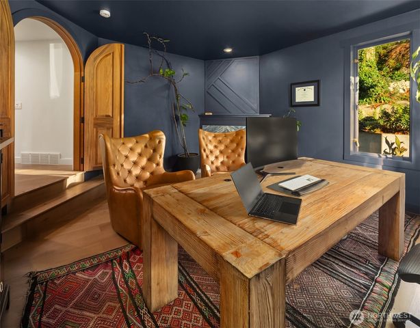 19303 Olympic View Drive, Edmonds, WA 98020