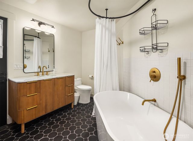 19303 Olympic View Drive, Edmonds, WA 98020