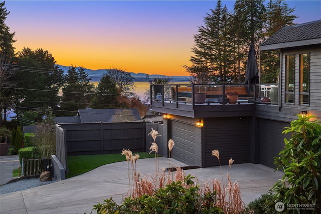 19303 Olympic View Drive, Edmonds, WA 98020