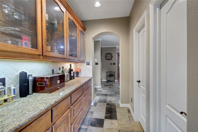 10235 Holly Grove, Conroe, TX 77304