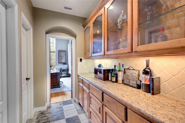 10235 Holly Grove, Conroe, TX 77304