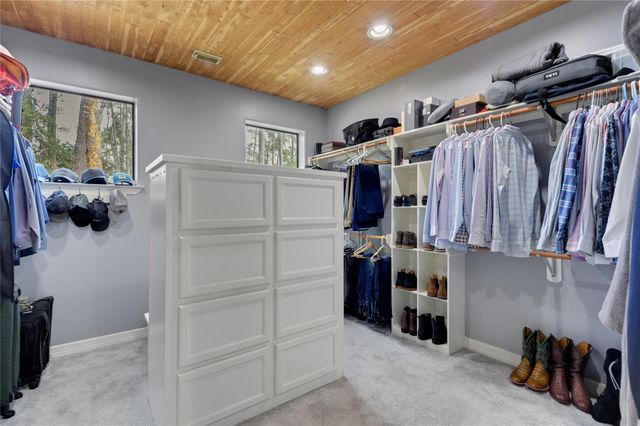 10235 Holly Grove, Conroe, TX 77304