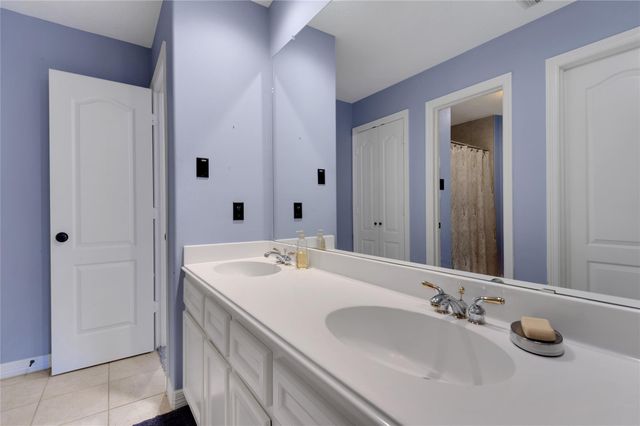 10235 Holly Grove, Conroe, TX 77304