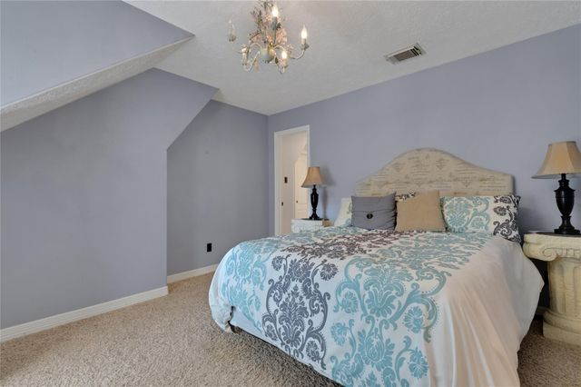 10235 Holly Grove, Conroe, TX 77304