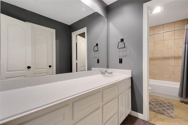 10235 Holly Grove, Conroe, TX 77304