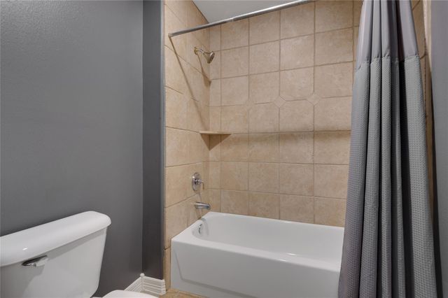 10235 Holly Grove, Conroe, TX 77304