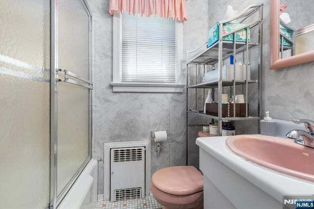 209 Washington Avenue, Rutherford, NJ 07070
