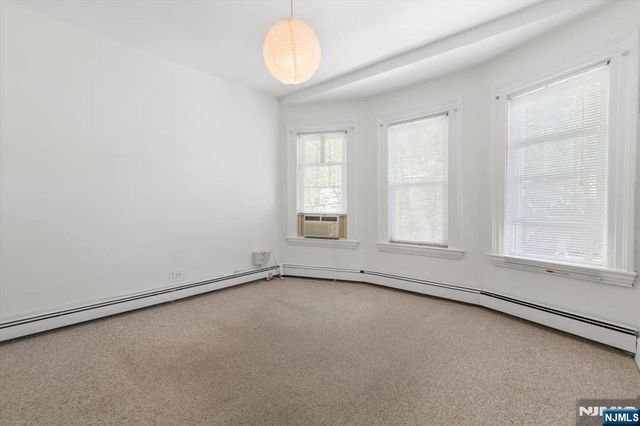 209 Washington Avenue, Rutherford, NJ 07070