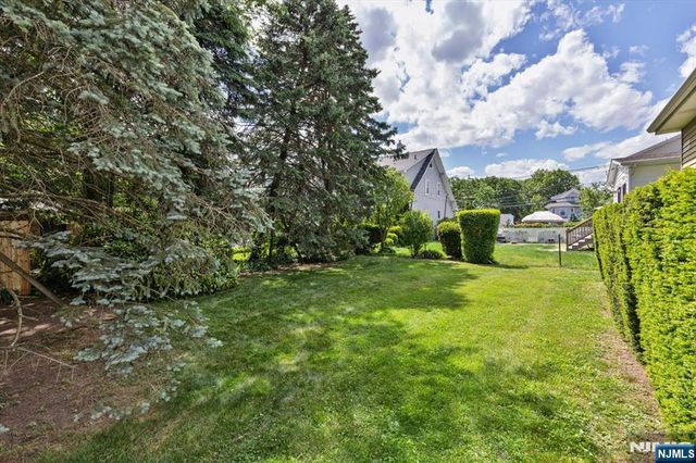 209 Washington Avenue, Rutherford, NJ 07070