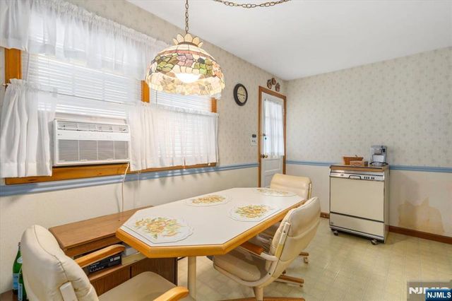 209 Washington Avenue, Rutherford, NJ 07070