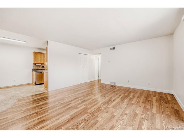 10211 Ura Ln 1-302, Thornton, CO 80260