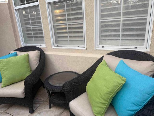 4072 Summer Gate Ave, Vallejo, CA 94591