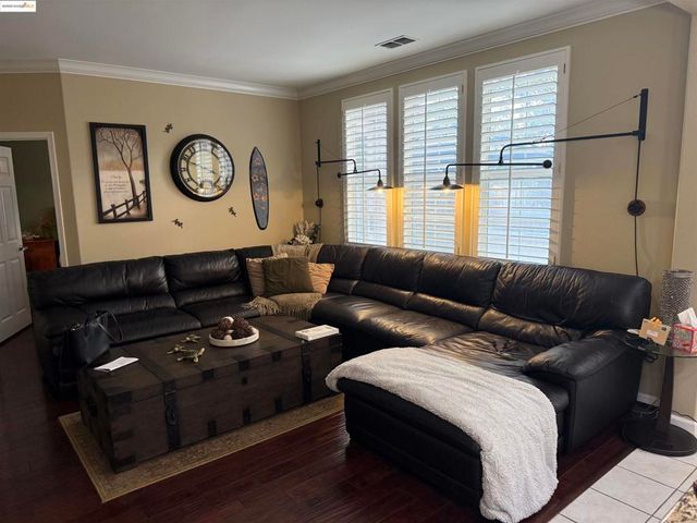 4072 Summer Gate Ave, Vallejo, CA 94591