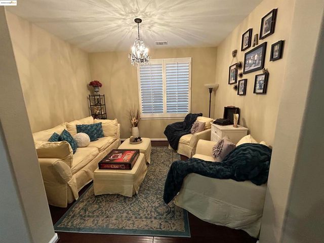 4072 Summer Gate Ave, Vallejo, CA 94591