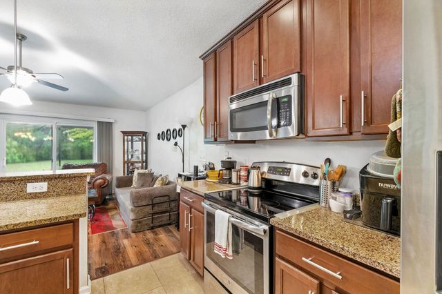 187 Timberwood Dr, St Augustine, FL 32084