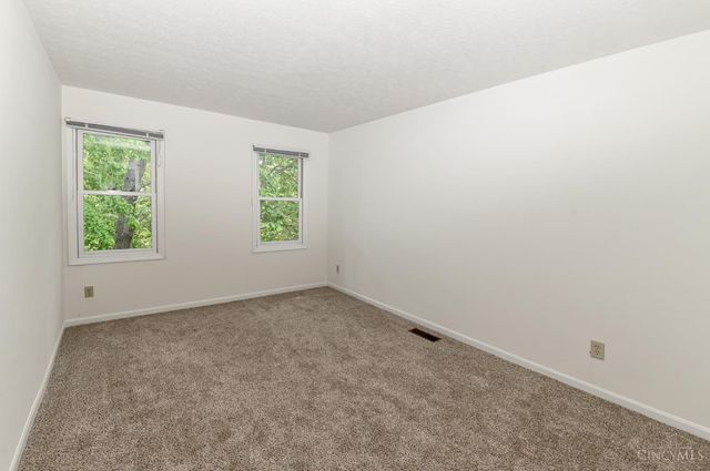 11528 Symmes Gate Lane, Symmes Twp, OH 45249
