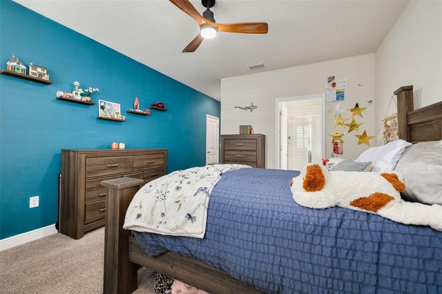 593 OZONA VILLAGE DRIVE, Palm Harbor, FL 34683