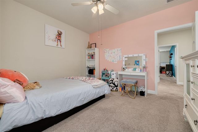 593 OZONA VILLAGE DRIVE, Palm Harbor, FL 34683