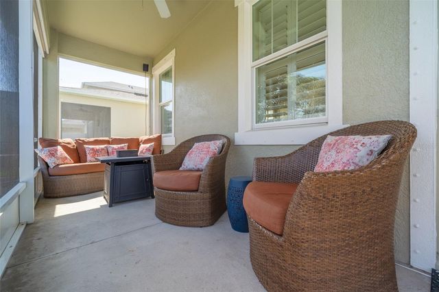 593 OZONA VILLAGE DRIVE, Palm Harbor, FL 34683