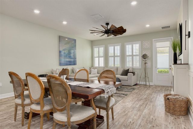 593 OZONA VILLAGE DRIVE, Palm Harbor, FL 34683