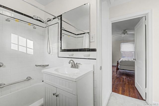 91 Ireland Place, Amityville, NY 11701