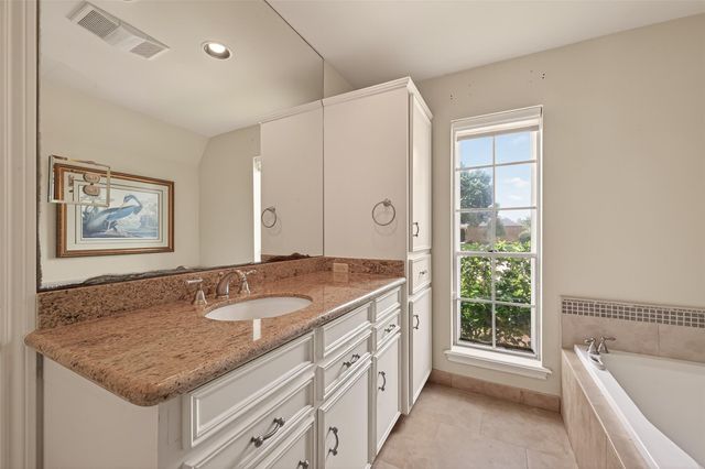 6 Charleston Street S, Sugar Land, TX 77478