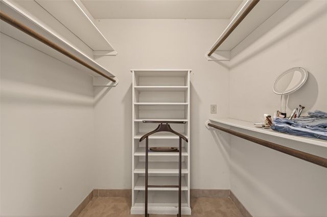 6 Charleston Street S, Sugar Land, TX 77478