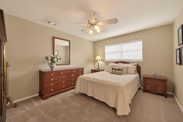 6 Charleston Street S, Sugar Land, TX 77478